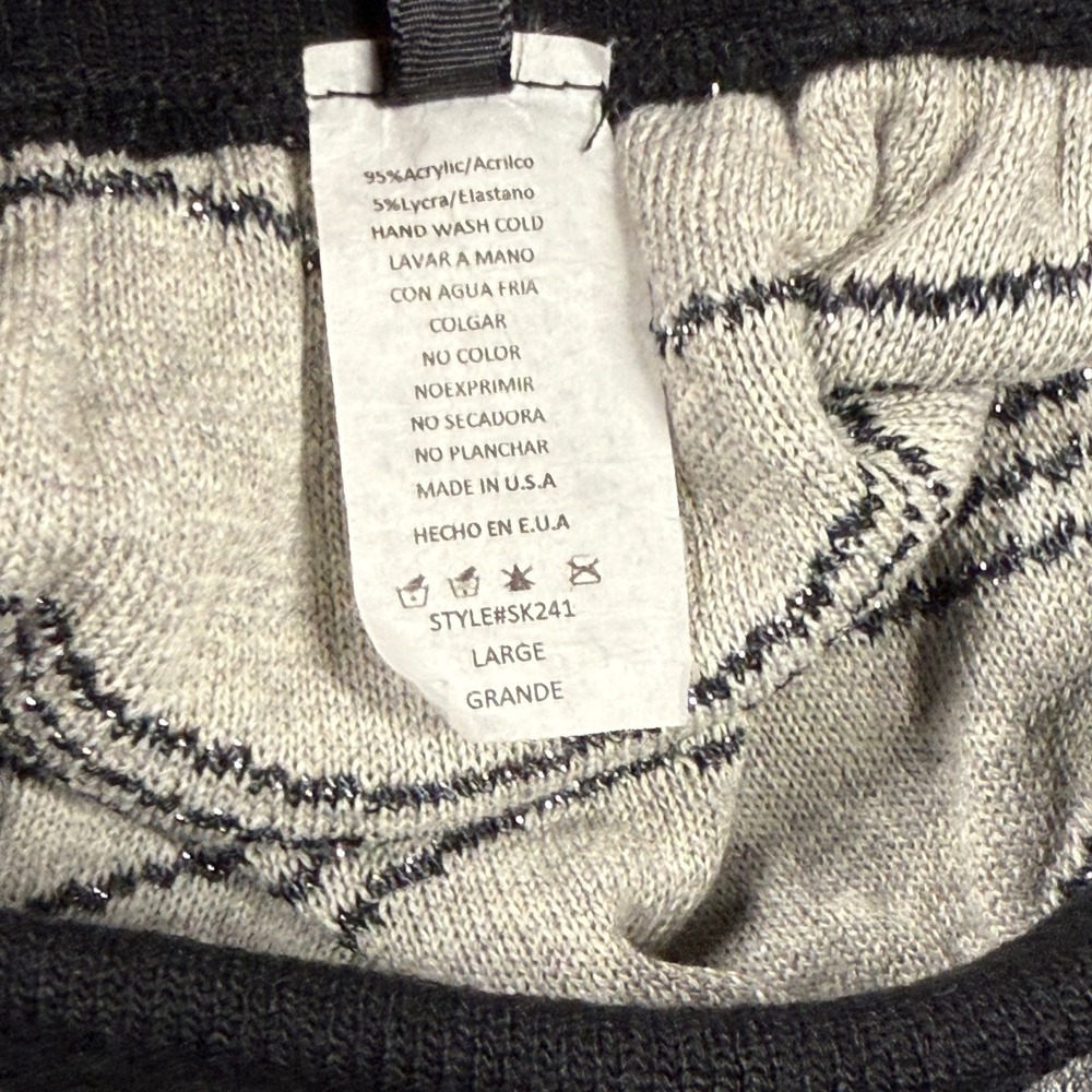 Adore Knit Kids Girls Large Black Sparkle Wavy Skirt Ruffle Hem - Picture 7 of 8
